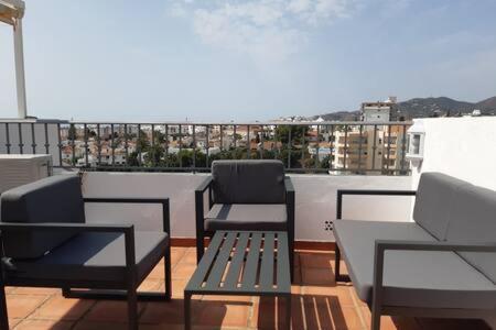 Amplio Apartamento Con Piscina Cerca De La Playa Nerja Ngoại thất bức ảnh